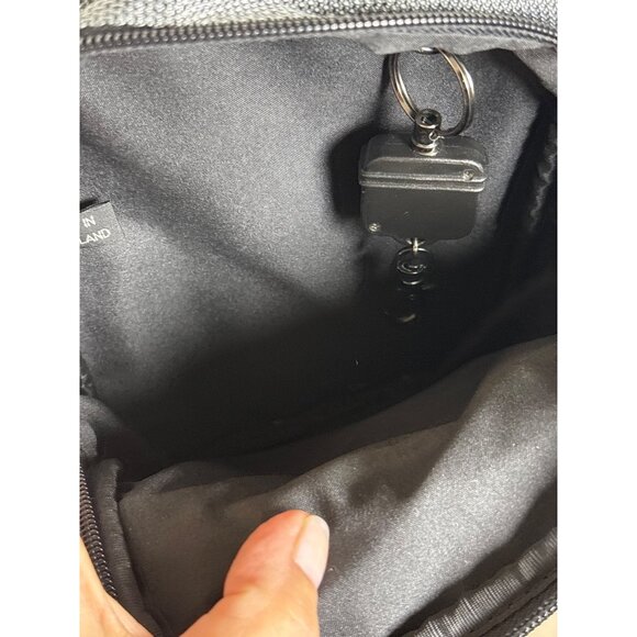 TUMI T2 Bag Crossbody Steel Green Charlton Organizer Tote 580G Functional Travel - Picture 5 of 11